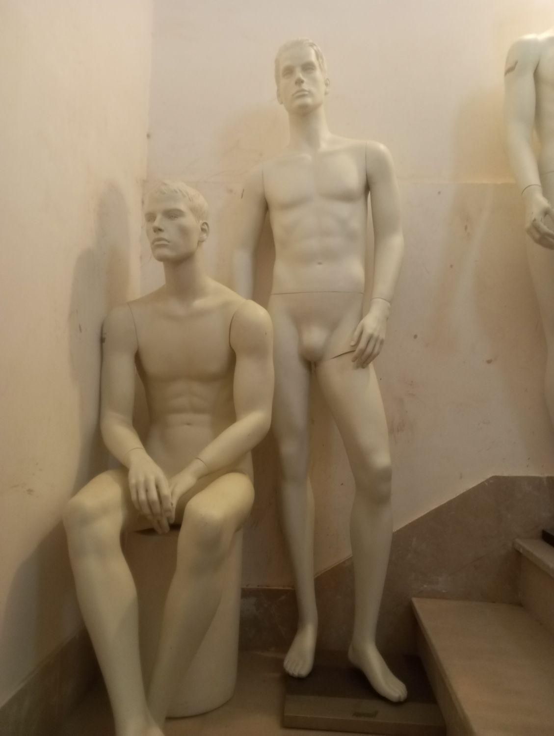 مانکن مردانه نشسته|فروشگاه و مغازه|مشهد, طلاب|دیوار