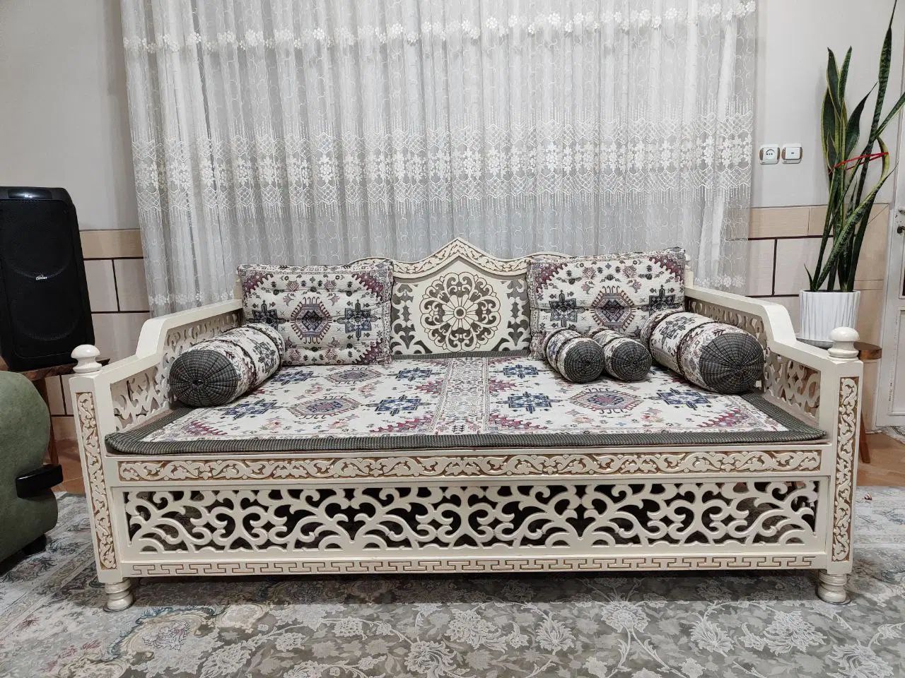 تخت سنتی|تخت و سرویس خواب|اصفهان, بهارستان|دیوار
