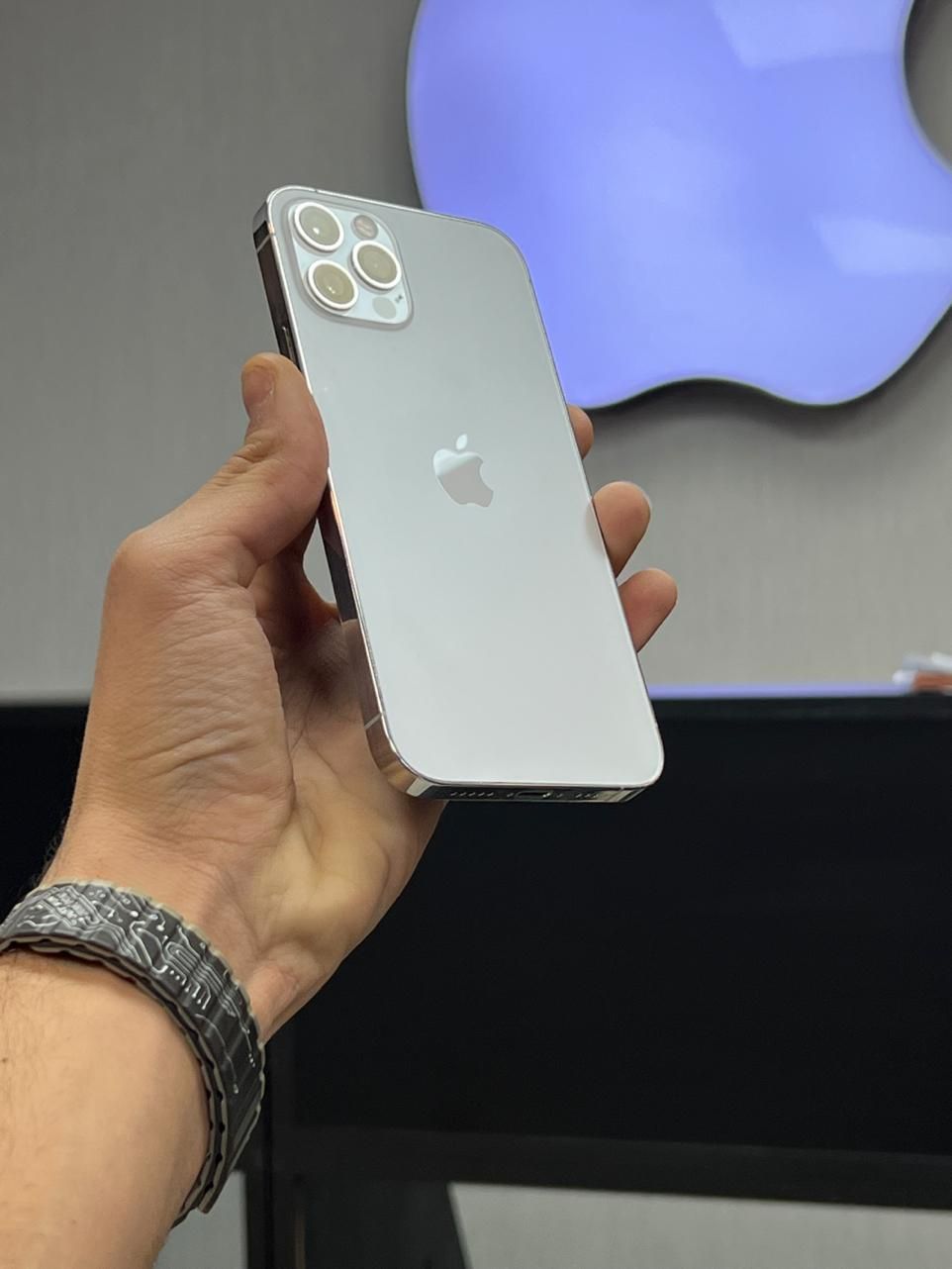 اپل iPhone 12 Max با حافظهٔ ۲۵۶ گیگابایت|موبایل|کرج, درختی|دیوار