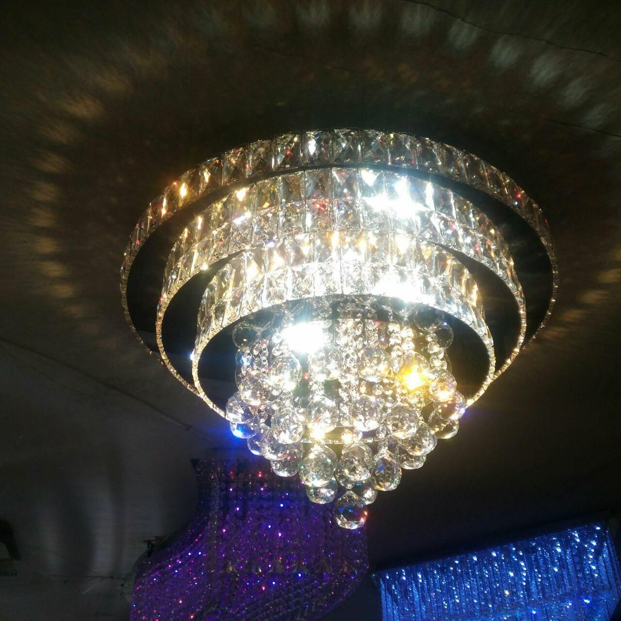 لوستر های زیبا در حر۱ج شب عید|لوستر و چراغ آویز|اصفهان, باغ زرشک|دیوار