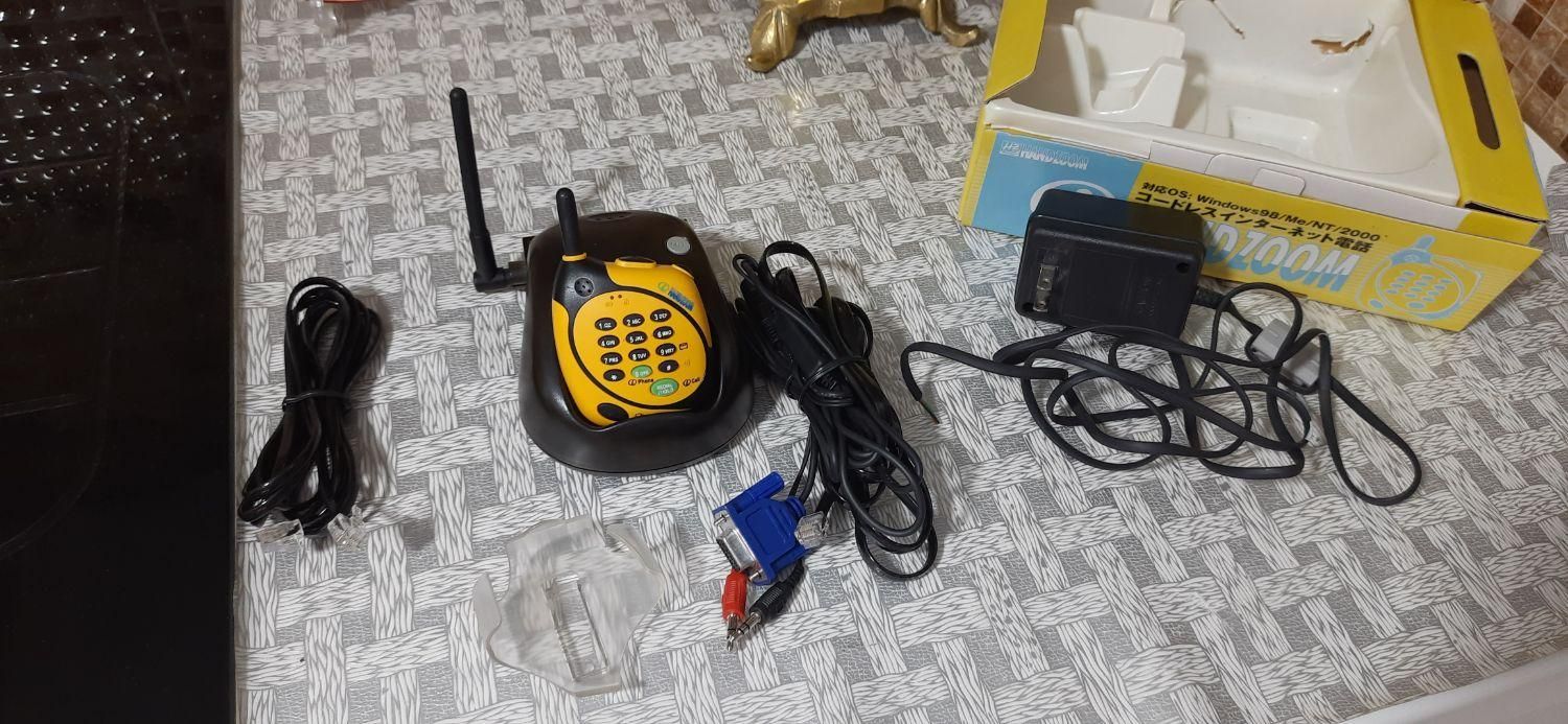 تلفن بیسیم اینترنتی و دستگاه چت صوتی|تلفن رومیزی|مشکیندشت, |دیوار