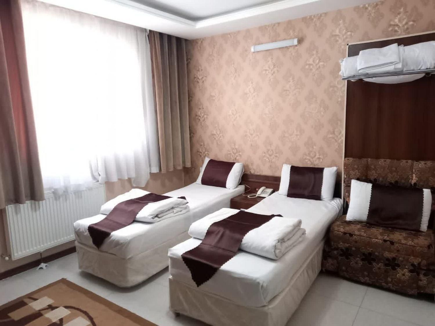 تور مشهد با قطار (ابهر و خرمدره)|تور و چارتر|ابهر, |دیوار