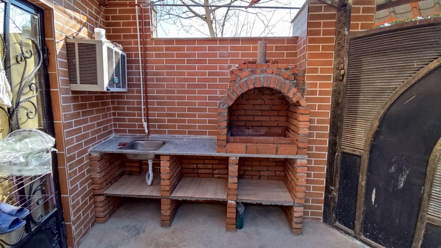 ویلااستخردارآبگرم شهری|اجارهٔ کوتاه‌مدت ویلا و باغ|تنکابن, |دیوار