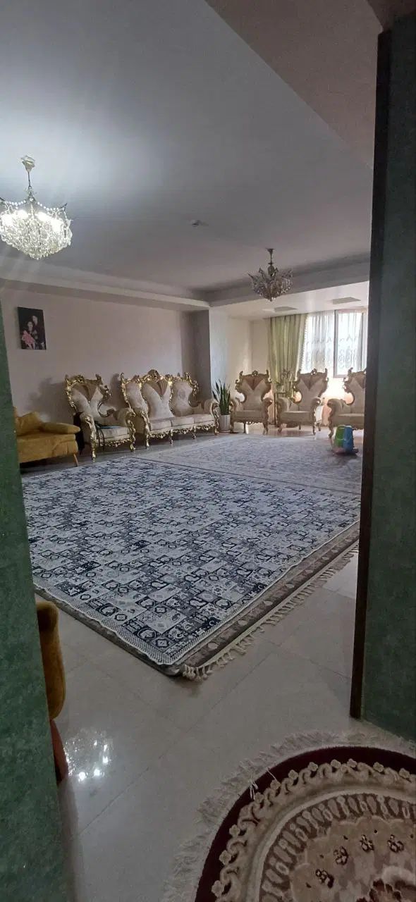 ۱۳۰ متر ۳ خواب کوی زنبق  (مهرشهر)|فروش آپارتمان|کرج, کوی زنبق|دیوار