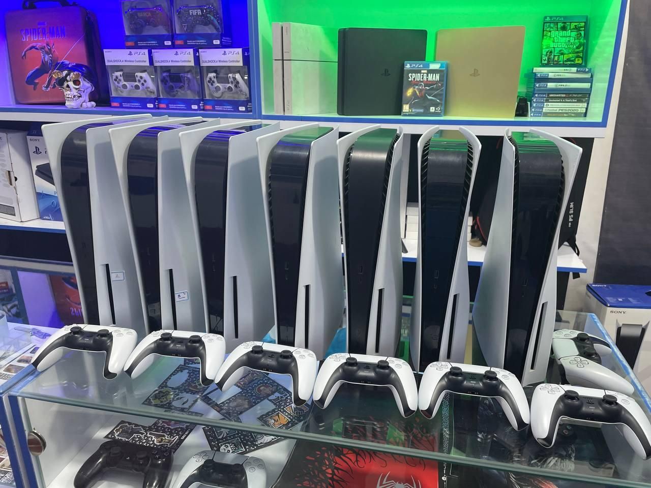 خرید و فروش کنسول ps4 به همراه مشاوره تخصصی رایگان|کنسول، بازی ویدئویی و آنلاین|قم, زنبیل آباد|دیوار
