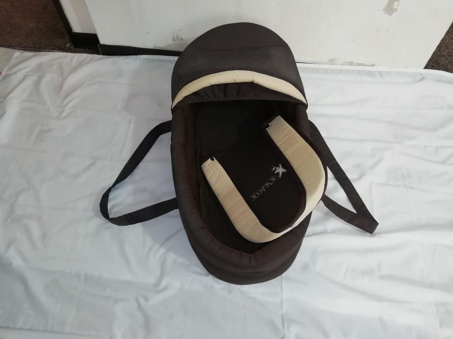 ساک حمل قایقی برند کاوک|کالسکه و لوازم جانبی|اصفهان, پوریای ولی|دیوار