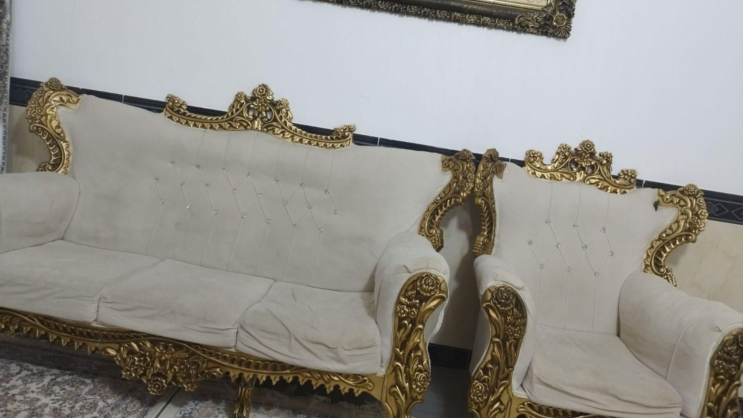 یک دست مبلمان ۷نفره|مبلمان خانگی و میز عسلی|جوانرود, |دیوار