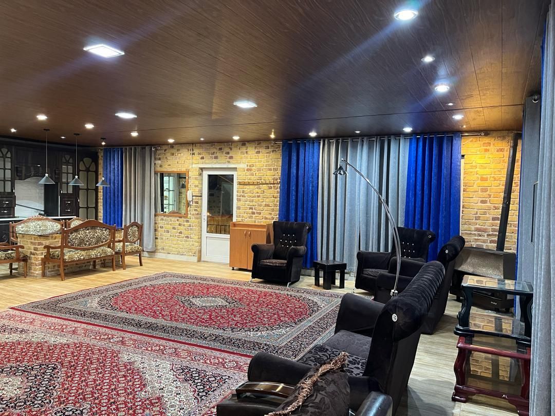 اجاره روزانه ویلا دوبلکس، سه خوابه، استخر آبگرم|اجارهٔ کوتاهمدت ویلا و باغ|اراک, |دیوار