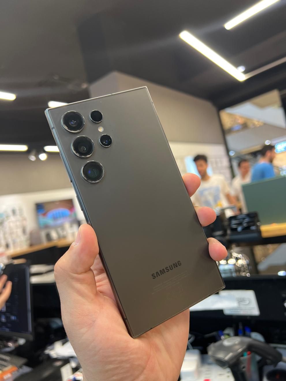 سامسونگ Galaxy S24 Ultra با حافظهٔ ۲۵۶ گیگابایت|موبایل|تهران, فرمانیه|دیوار