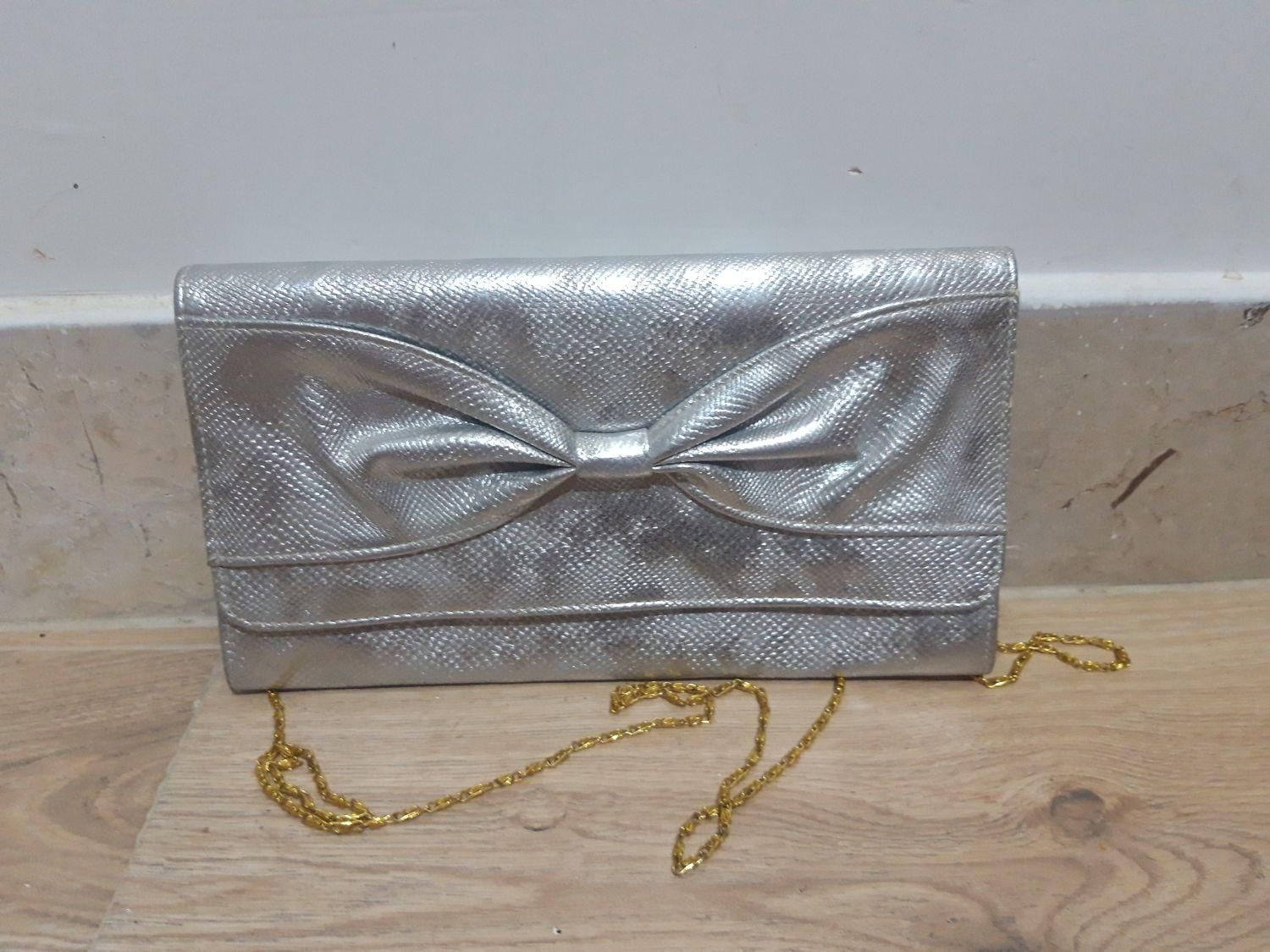 تعدادی کیف|کیف، کفش، کمربند|اصفهان, کوی امیریه|دیوار