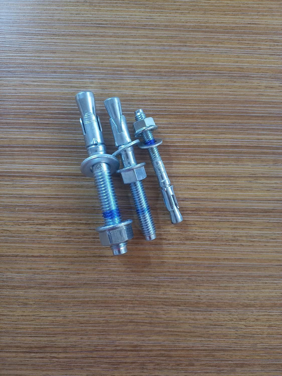 قلاب/میلگردبستر/والپست/گیره|عمده‌فروشی|قلعه گنج, |دیوار