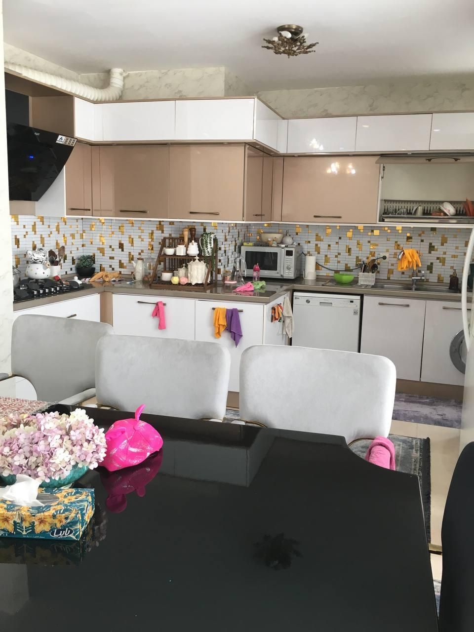 آپارتمان ۱۱۰ متری با پارکینگ محمودآباد|فروش آپارتمان|محمودآباد, |دیوار