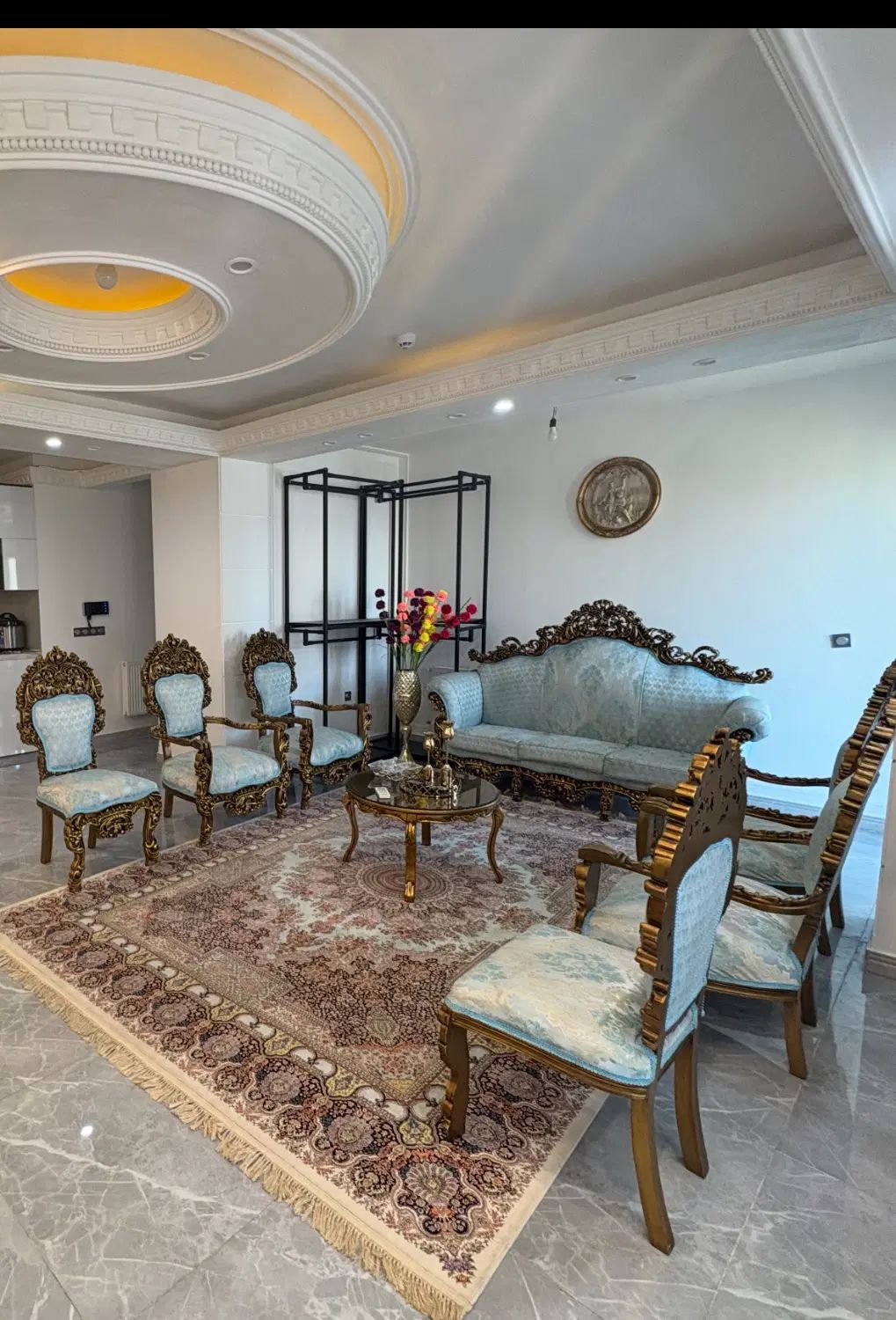 مبل سلطنتی با میزنهارخوری۶نفره درحدنو|مبلمان خانگی و میز عسلی|تنکابن, |دیوار