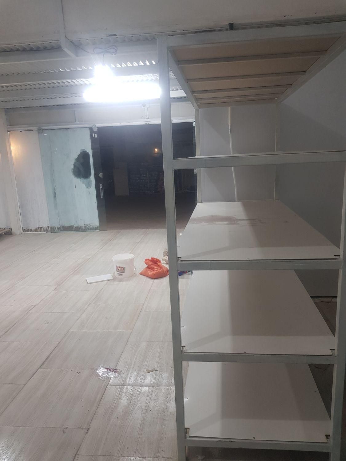 چهارپایه قفسه ای بسیار محکم قوطی۴×۴|فروشگاه و مغازه|قائن, |دیوار