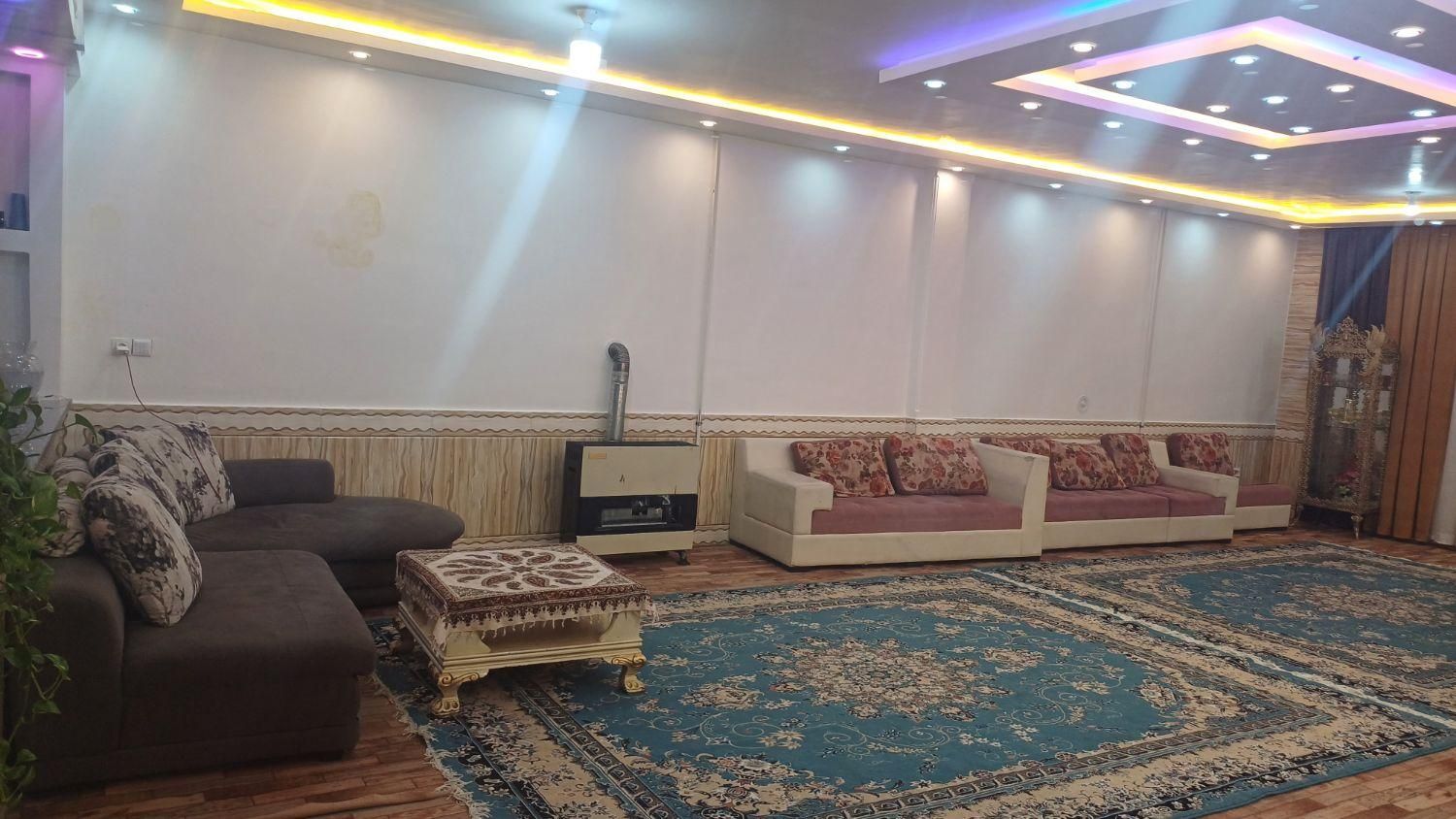 اجاره روزانه/هفتگی/ماهانه آپارتمان ۳۳۰ متری|اجارهٔ کوتاه‌مدت آپارتمان و سوئیت|لردگان, |دیوار