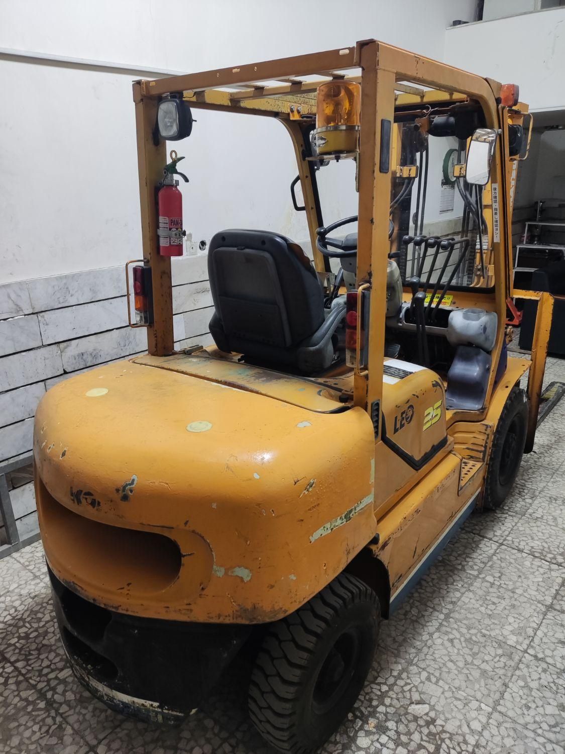 لیفتراک کوماتسو۲/۵تن (اجاره وفروش)|خودرو سنگین|زنجان, |دیوار