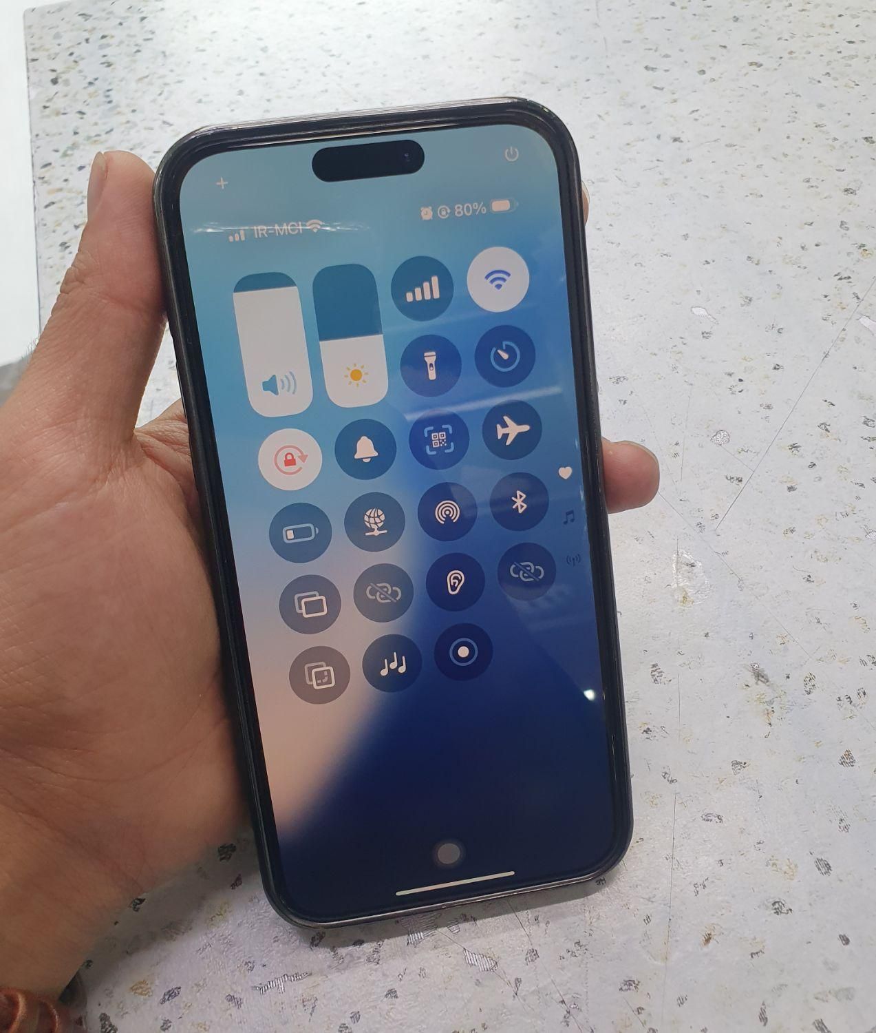 اپل iPhone 15 Pro Max با حافظهٔ ۵۱۲ گیگابایت|موبایل|شهرکرد, |دیوار