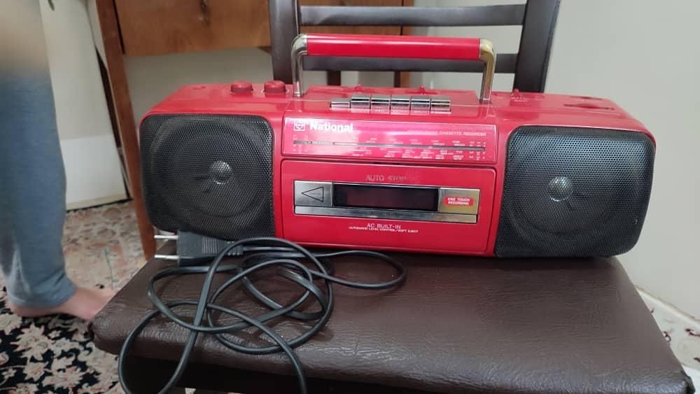 یک عددپشتی ، یک ضبط صوت|پشتی|تهران, آهنگ|دیوار