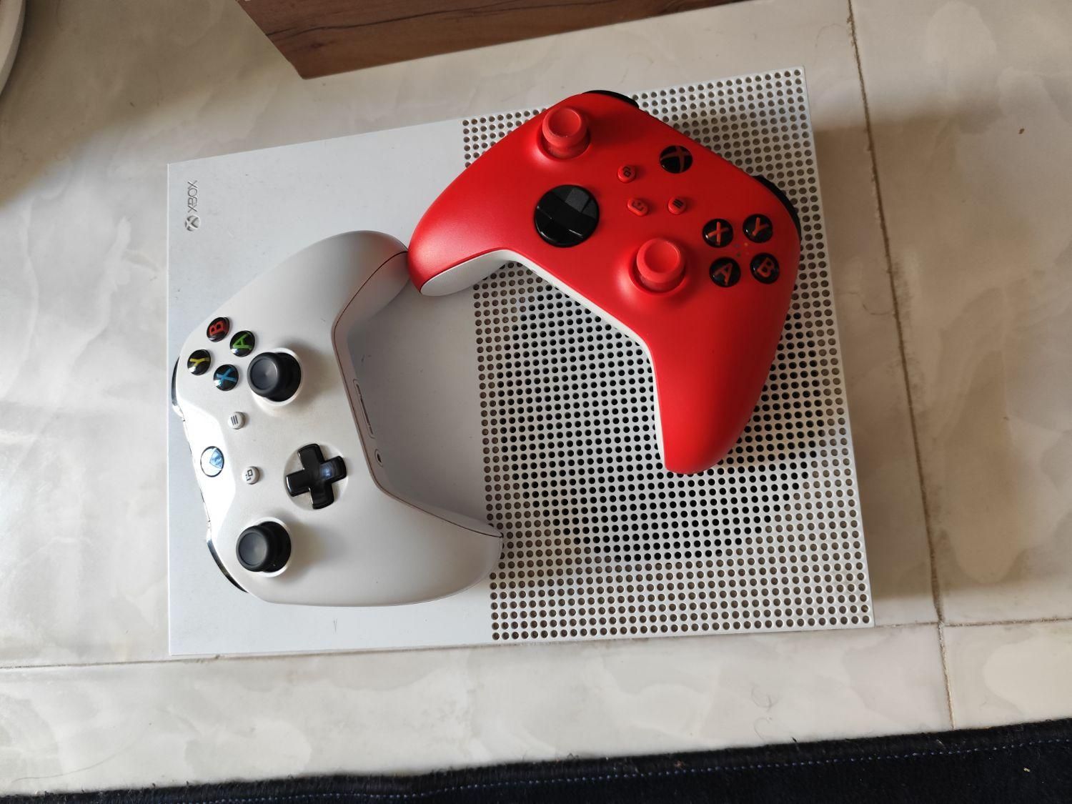 ایکس باکس وان اس X BOX ONE S|کنسول، بازی ویدئویی و آنلاین|شیراز, فرگاز|دیوار