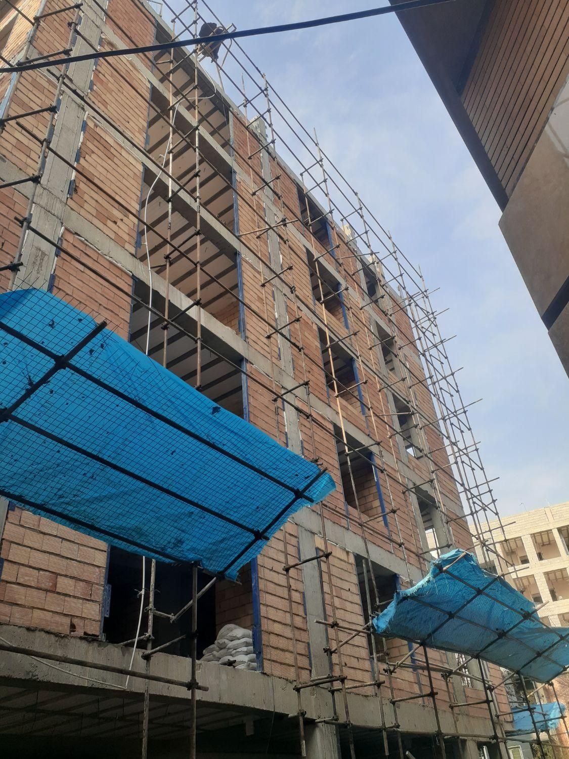 داربست وکفراژ معراج شبانه روزی تمام نقاط مناسب|خدمات پیشه و مهارت|تهران, مهران (سیدخندان)|دیوار