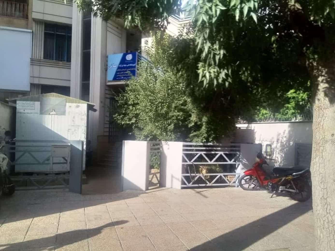 فروش دفتر اداری با پارکینگ و آسانسور|فروش دفتر کار، اتاق اداری، مطب|شیراز, ملاصدرا|دیوار