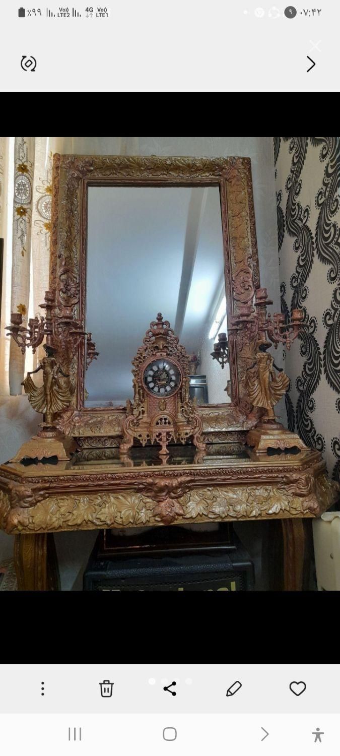 آینه و شمعدان|آینه|پیشوا, |دیوار