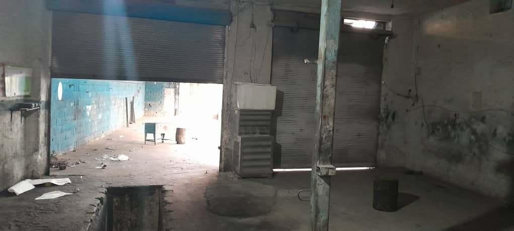 گاراژ 400متری|اجارهٔ مغازه و غرفه|شیراز, شهرک سعدی|دیوار