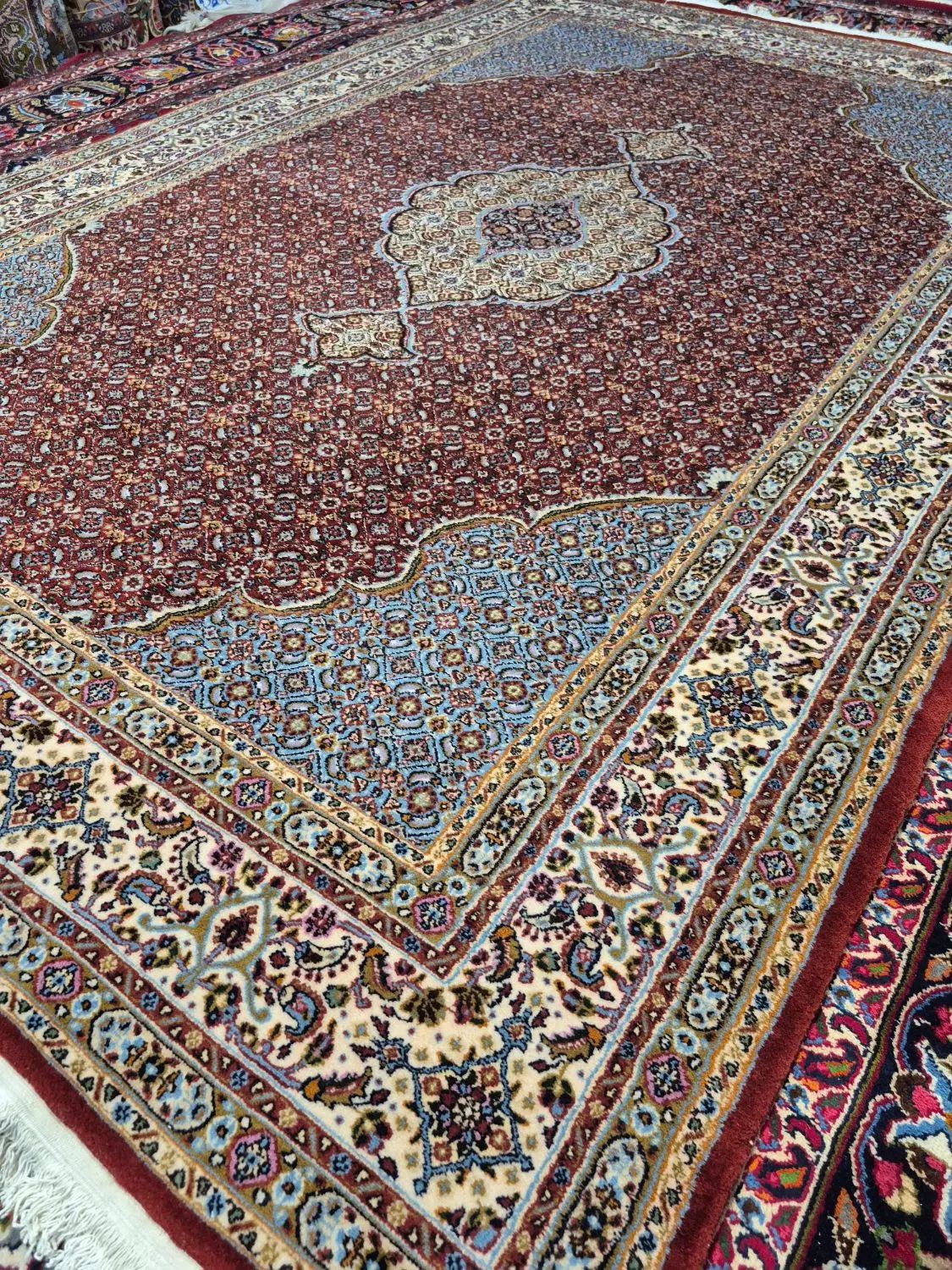 فرش دستباف تک ۶ متری ریز ماهی. گالری فرش ایران|فرش|مشهد, حجت|دیوار