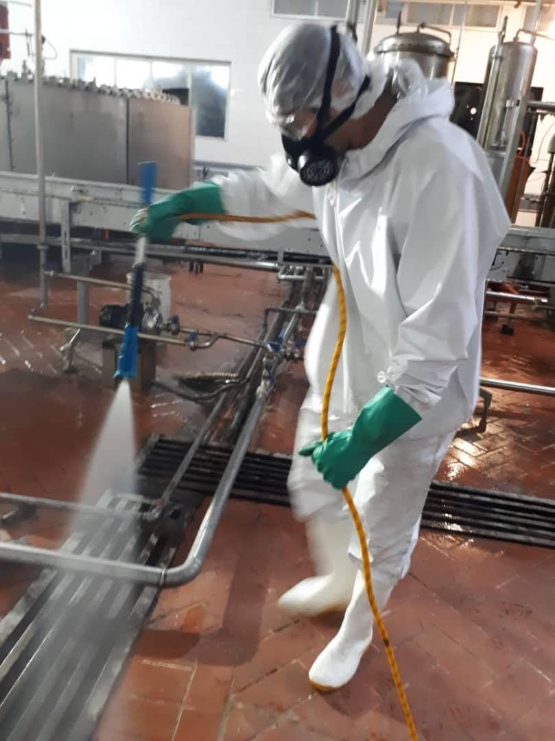 خدمات سمپاشی و ضد عفونی توسط شرکت مجوز دار|خدمات نظافت|همدان, |دیوار