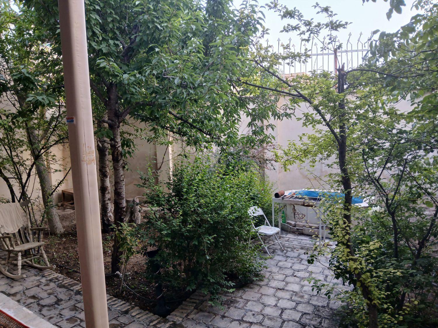خانه باغ در قمصر کاشان|اجارهٔ کوتاه‌مدت ویلا و باغ|قمصر, |دیوار