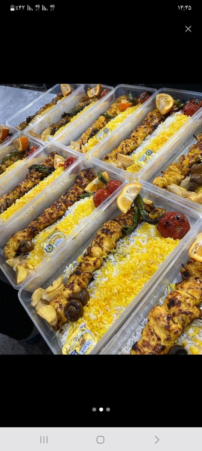 تهیه غذای مراسم ها و اداره ها و شرکت ها و هیئتها|خدمات پذیرایی، مراسم|تهران, شوش|دیوار