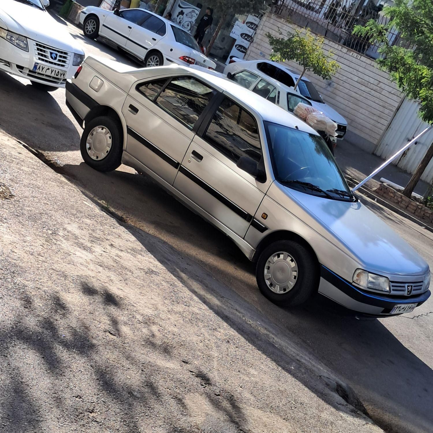 پژو 405 GLX - دوگانه سوز CNG، مدل ۱۳۸۸|خودرو سواری و وانت|قزوین, |دیوار