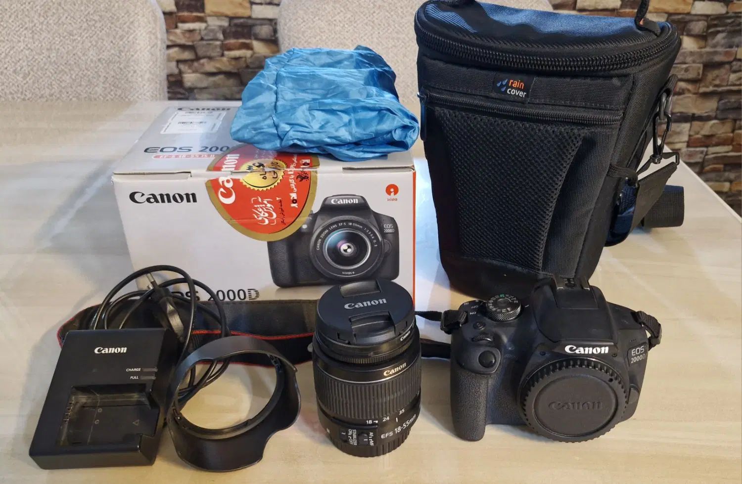 دوربین Canon 2000D|دوربین عکاسی و فیلم‌برداری|کرج, فاز ۳ گوهردشت|دیوار