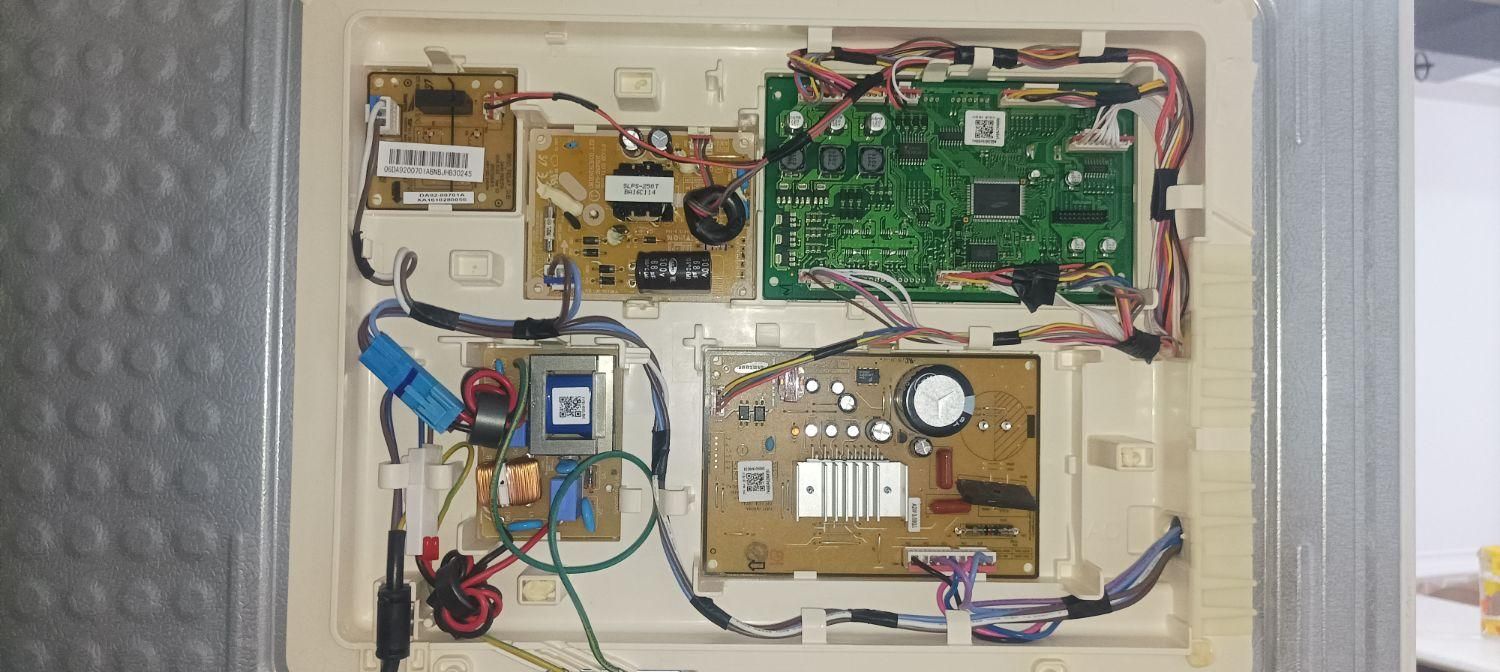 تعمیرات تخصصی انواع یخچال و فریزر خارجی و ایرانی|خدمات پیشه و مهارت|چابهار, |دیوار