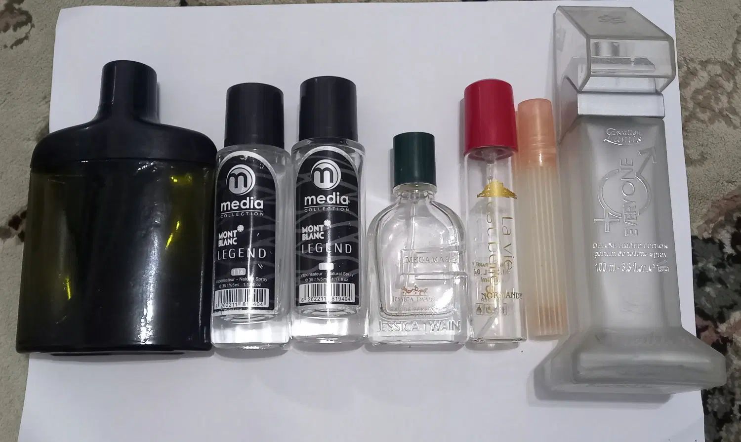 شیشه خالی عطر و ادکلن|آرایشی، بهداشتی، درمانی|رشت, یخسازی|دیوار