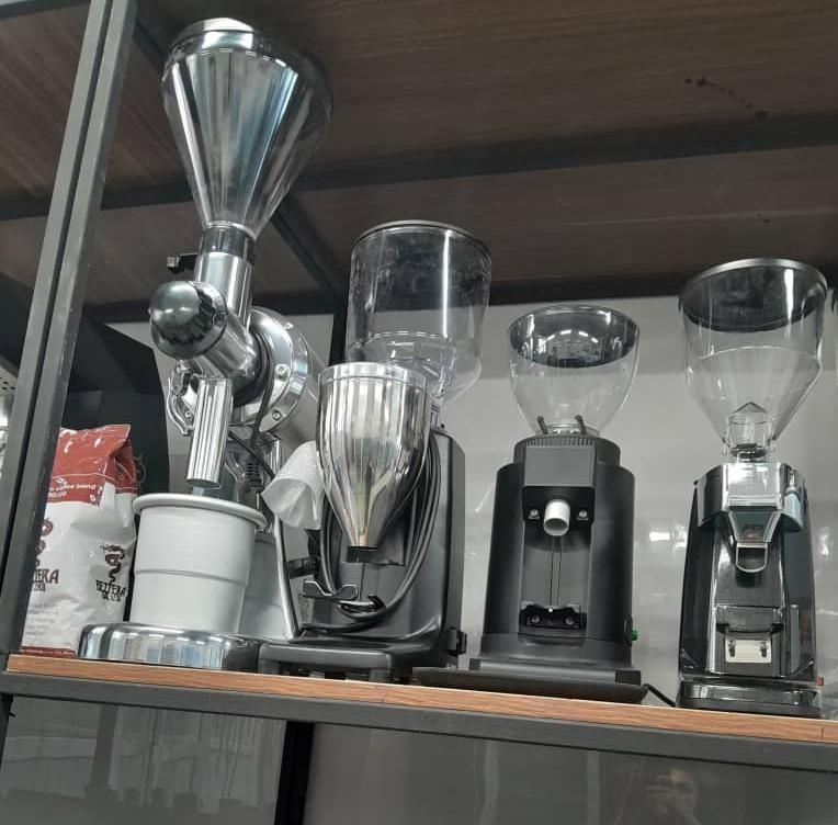 آسیاب قهوه با شرایط اقساطی|کافیشاپ و رستوران|بندرعباس, |دیوار