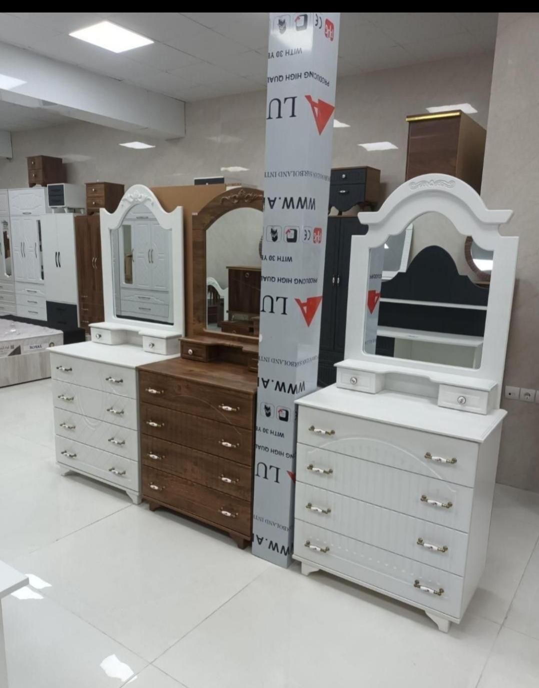 میز دراور آینه دار وکیوم ۴ کشو شرکتی با ضمانت|جاکفشی، کمد، دراور|الوند, |دیوار