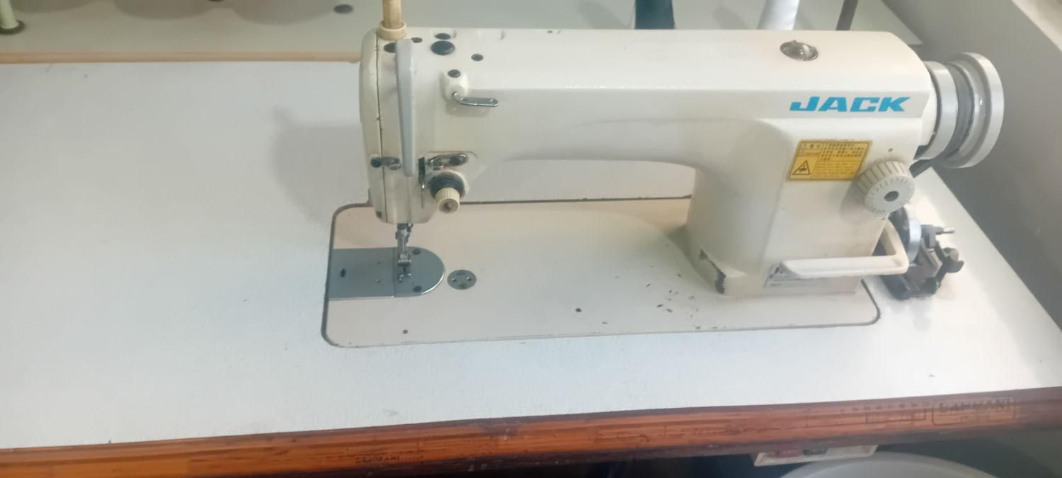 چرخ  راسته دوز و سردوز پنج نخ  هرکدام  ۱۳میلیون|فروشگاه و مغازه|کوچصفهان, |دیوار