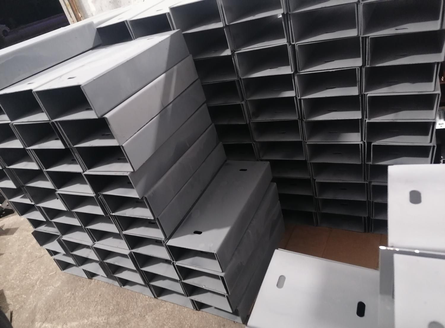 والپست،ناودانی،منقطع،میلگرد بستر|خدمات پیشه و مهارت|شیراز, سجادیه|دیوار