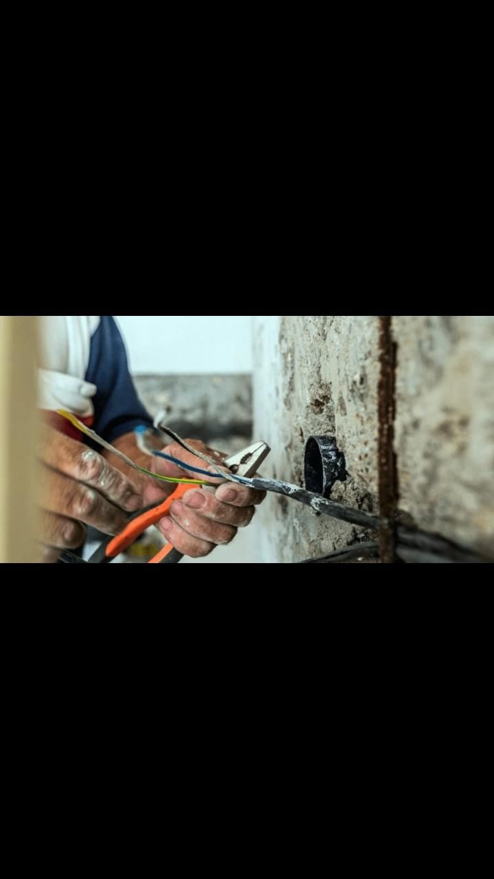 برقکار،برق کار،برقکاری ساختمان صنعتی نصب لوستر۲۴|خدمات پیشه و مهارت|بندرعباس, |دیوار
