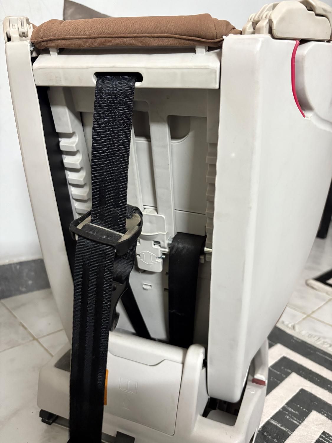 صندلی ماشین خارجی کیکابو در حد نو|تخت و صندلی بچه|لنگرود, |دیوار