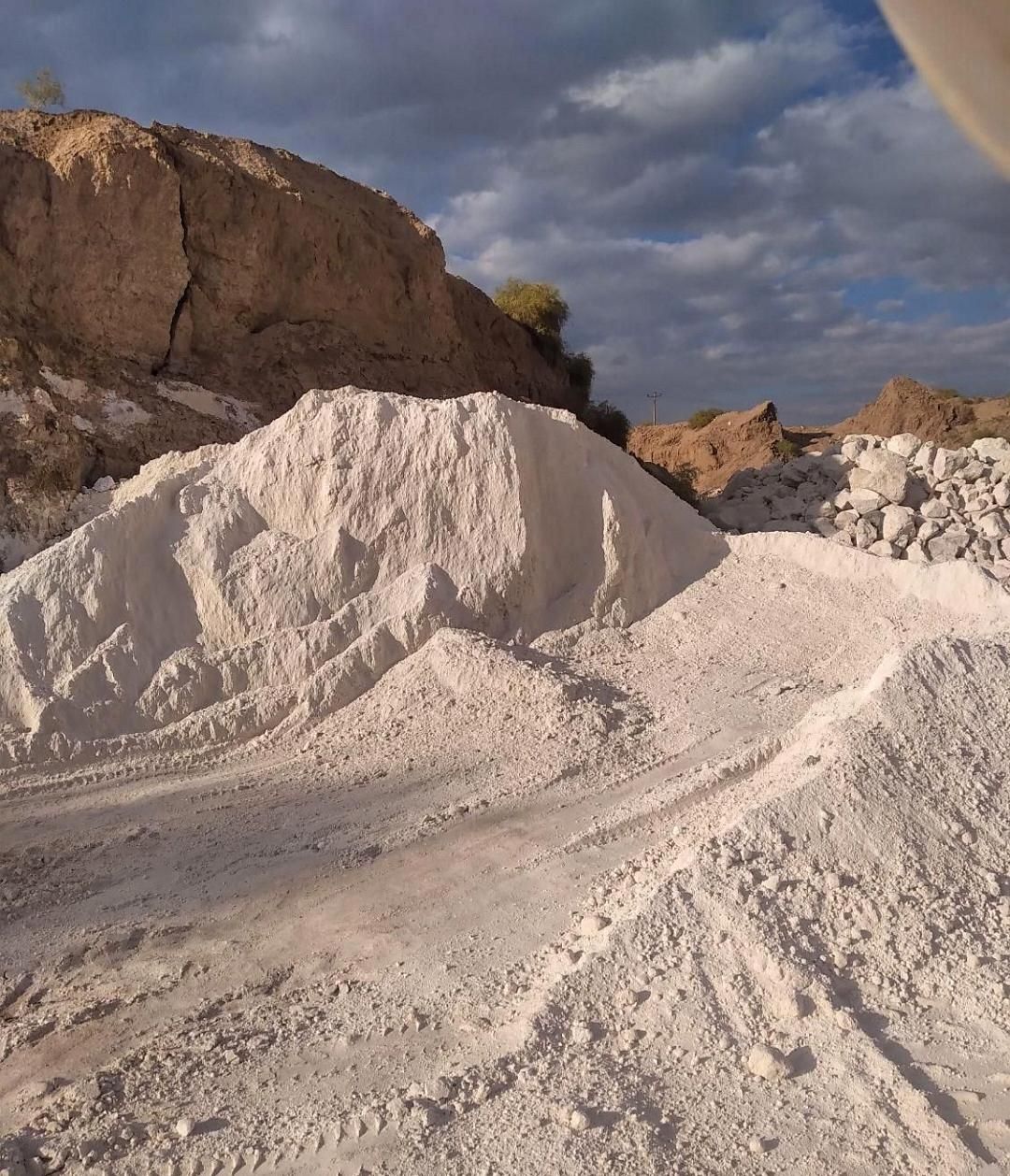 اهک/آهک سرندی/اهک کلوخه/اهک دمیده/آهک زنگوله|عمده‌فروشی|زرند, |دیوار