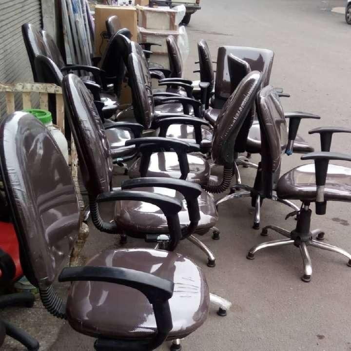 تعمیرات انواع صندلی اداری و معمولی|خدمات پیشه و مهارت|ساوه, |دیوار