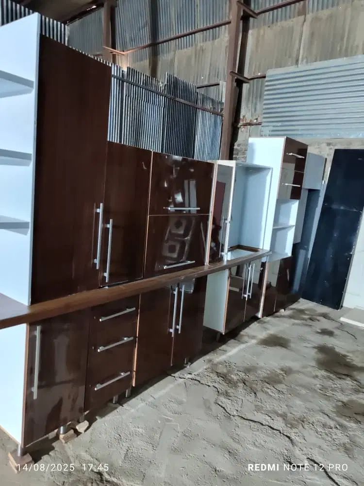 فروش کابینت دست دوم چندمدل از۱۵ تومان تا۴۰تومان|مصالح و تجهیزات ساختمان|ری, ملک‌آباد|دیوار