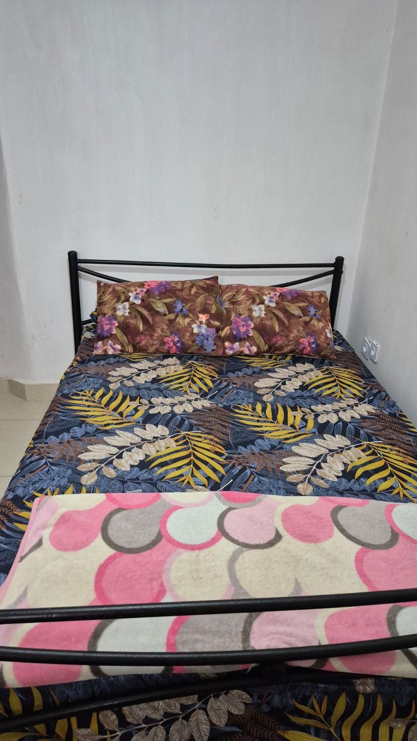 اجاره سوییت+جای پارک+پارکینگ توافقی|اجارهٔ کوتاهمدت آپارتمان و سوئیت|رشت, باهنر|دیوار