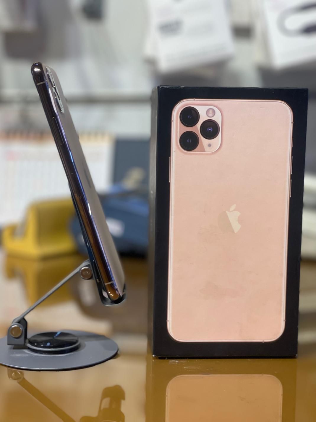 iPhone 11 pro max 256 ایفون یازده طلایی|موبایل|مشهد, آزادشهر|دیوار