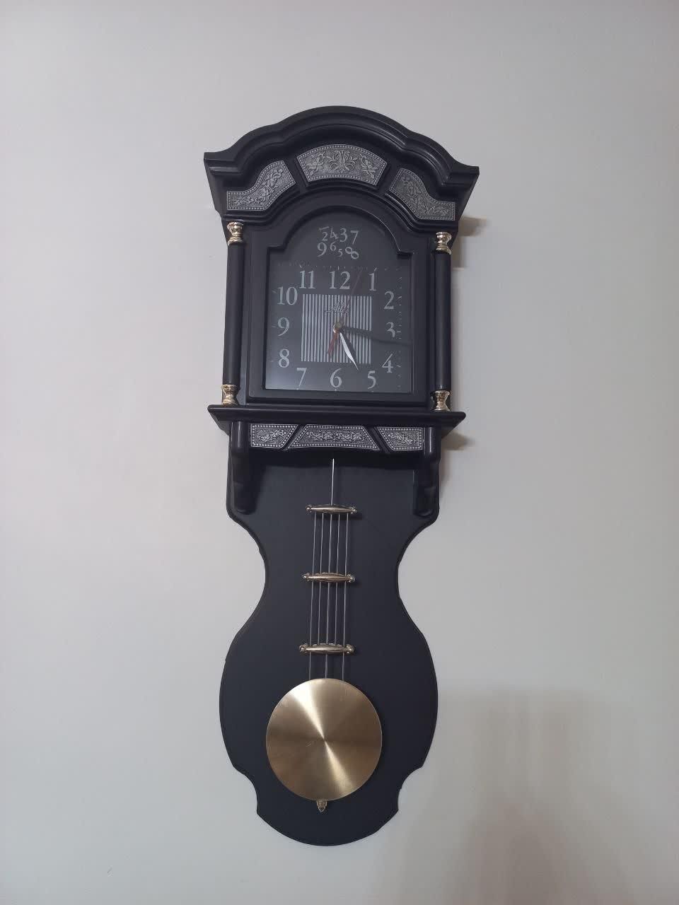 ساعت دیواری کاملا سالم|ساعت دیواری و تزئینی|پردیس, فاز ۲|دیوار