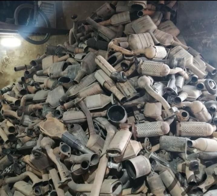 خرید کاتالیزور وخاک کاتالیست|قطعات یدکی و لوازم جانبی|لنگرود, |دیوار