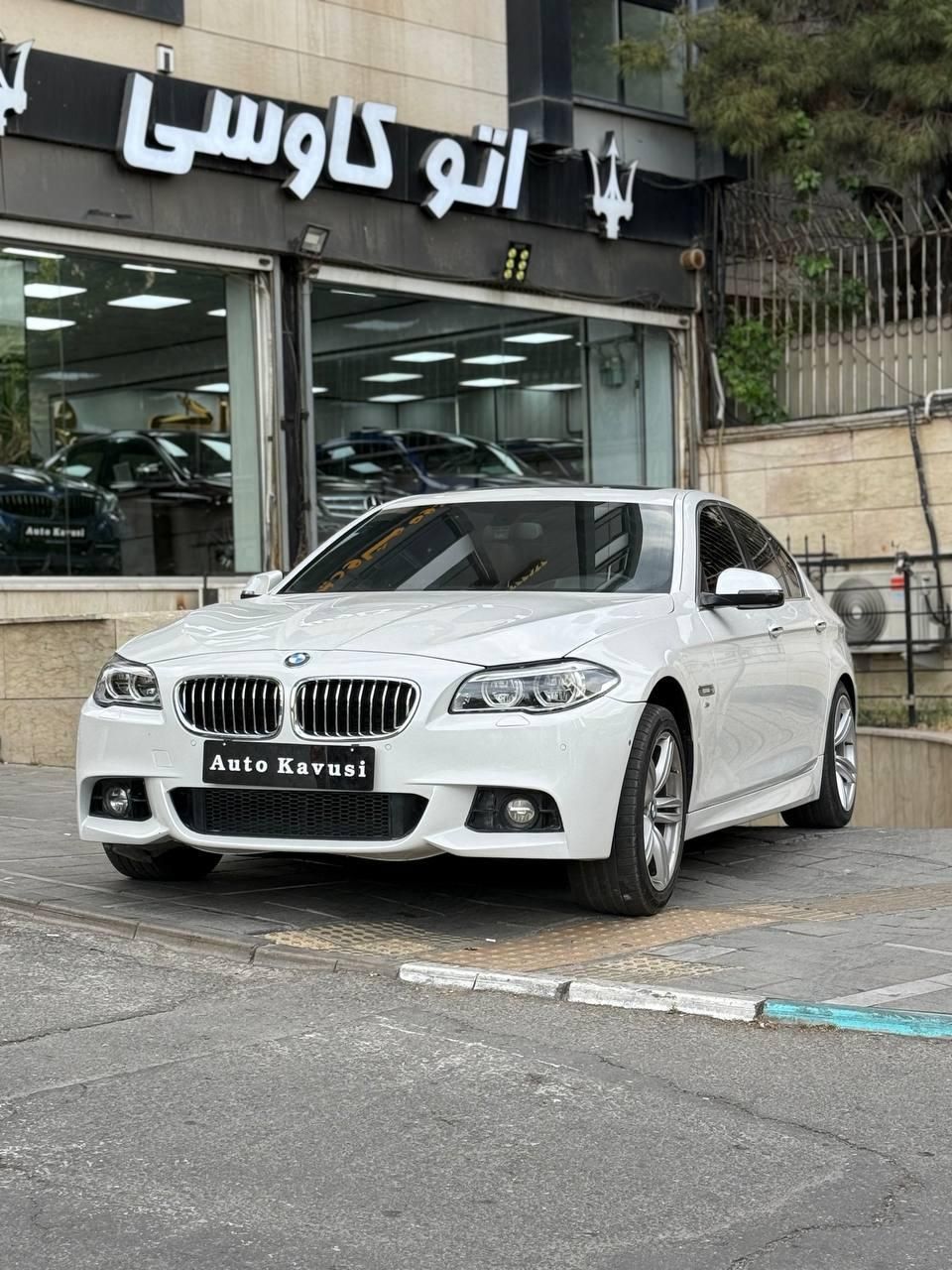 بی‌ام‌و 528i،سفید مدل ۲۰۱۴|خودرو سواری و وانت|تهران, سپهر|دیوار