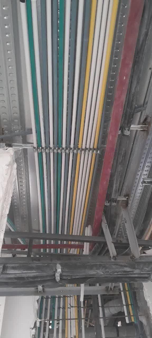 نیروی نیمه ماهرو ماهروشاگردبرق|استخدام صنعتی، فنی، مهندسی|مشهد, هنرستان|دیوار